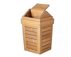 Lixeira feita de madeira Lixeira feita de madeira
