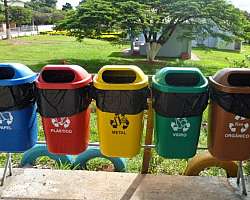 Contentor para lixo reciclável