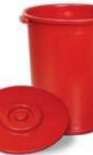 Lixeira com tampa Lixeira com tampa