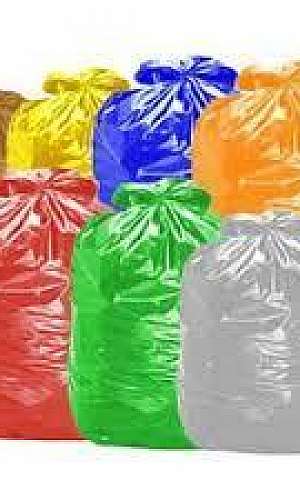 Saco de lixo colorido para reciclagem